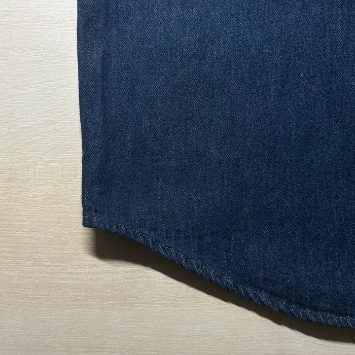 [BUNJANG] Uniqlo Denim Shirt L / 유니클로 데님셔츠 L