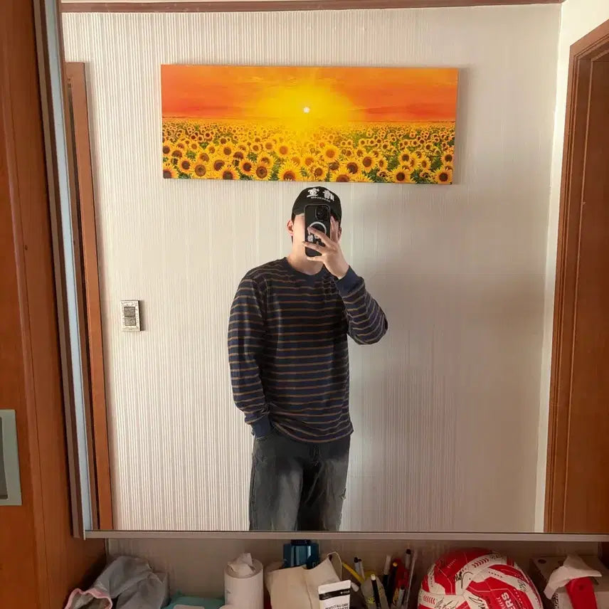 [BUNJANG] Uniqlo Men's Navy Striped Long Sleeve T-shirt / 유니클로 롱슬리브