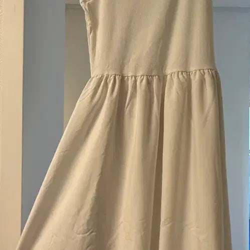 [BUNJANG] GU Ivory Midi Dress / 새상품)GU 아이보리 원피스