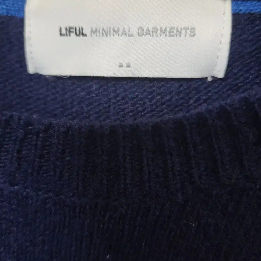 [BUNJANG] LIFUL 3D Glasses Navy Knit Sweater / 105. LIFUL 3D안경 네이비 니트