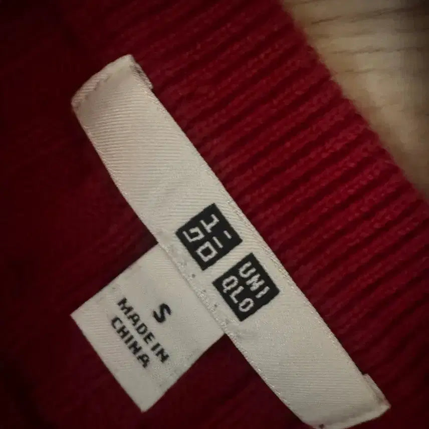 [BUNJANG] Uniqlo Cable Knit Sweater / 유니클로 레드 케이블 니트