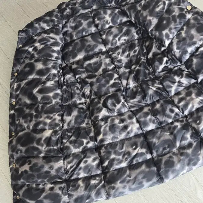 [BUNJANG] Moncler Goose Down Reversible Padded Jacket / (정품)몽클레어 구스 패딩