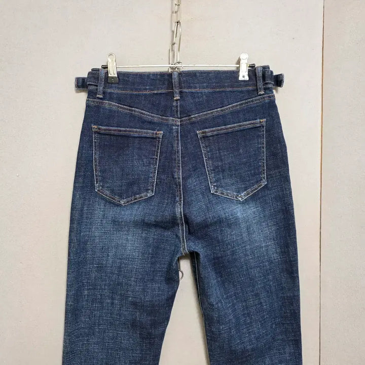 [BUNJANG] Izzatbaba Stretchable Jeans n2807 / 아이잣바바 신축성좋은 청바지 n2807