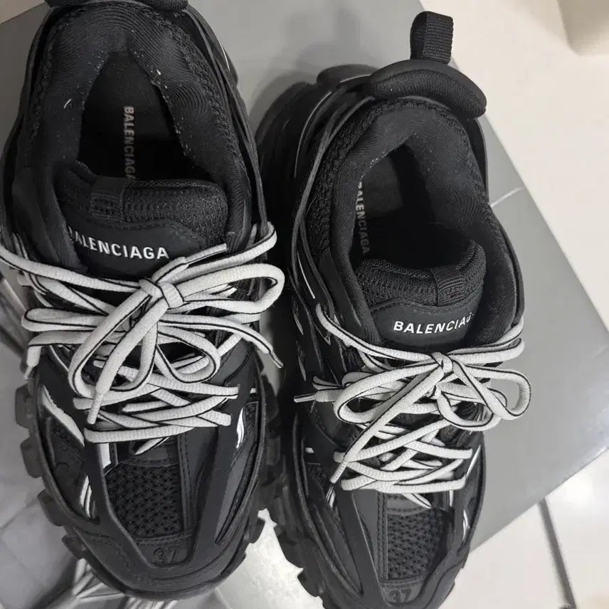 [BUNJANG] Balenciaga Track Sneakers Black Women's / 발렌시아가 트랙 스니커즈 블랙 37 우먼
