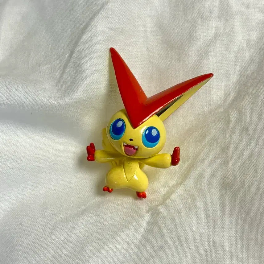 [SOLD OUT] 포켓몬 비크티니 몬콜레 몬코레 피규어 희귀 고전문구