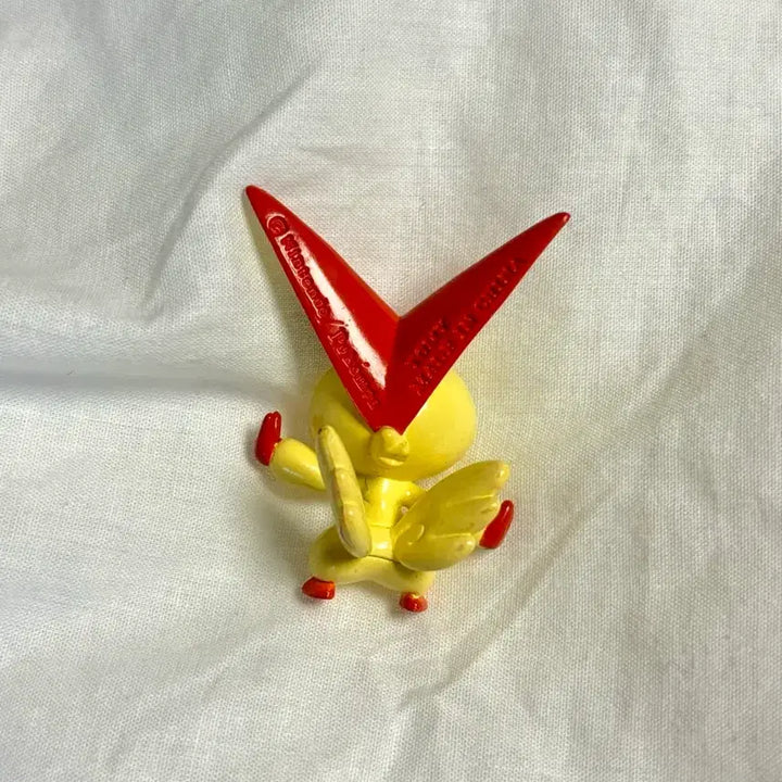 [SOLD OUT] 포켓몬 비크티니 몬콜레 몬코레 피규어 희귀 고전문구