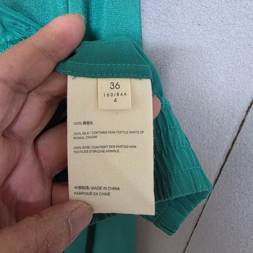 [SOLD OUT] 그린색 고급스런 실크 블라우스 36  n2815