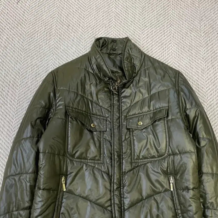 [BUNJANG] Aba House Khaki Lightweight Padded Jacket J03370 / 아바하우스 카키 경량 패딩 J03370