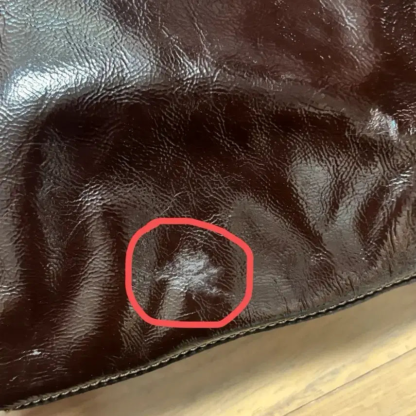 [SOLD OUT] COACH 코치 브라운 애나멜 레더 크로스백