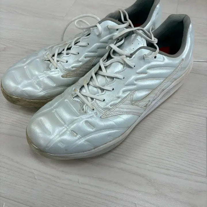[BUNJANG] Mizuno Jinx Spike Baseball Cleats 285 / 미즈노 징스파이크 285