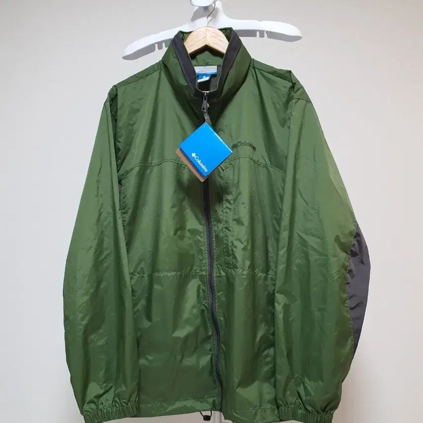 [BUNJANG] Columbia Titanium Windbreaker Jacket / 콜롬비아 티타늄 해외판 바람막이 자켓 105사이즈 새 옷