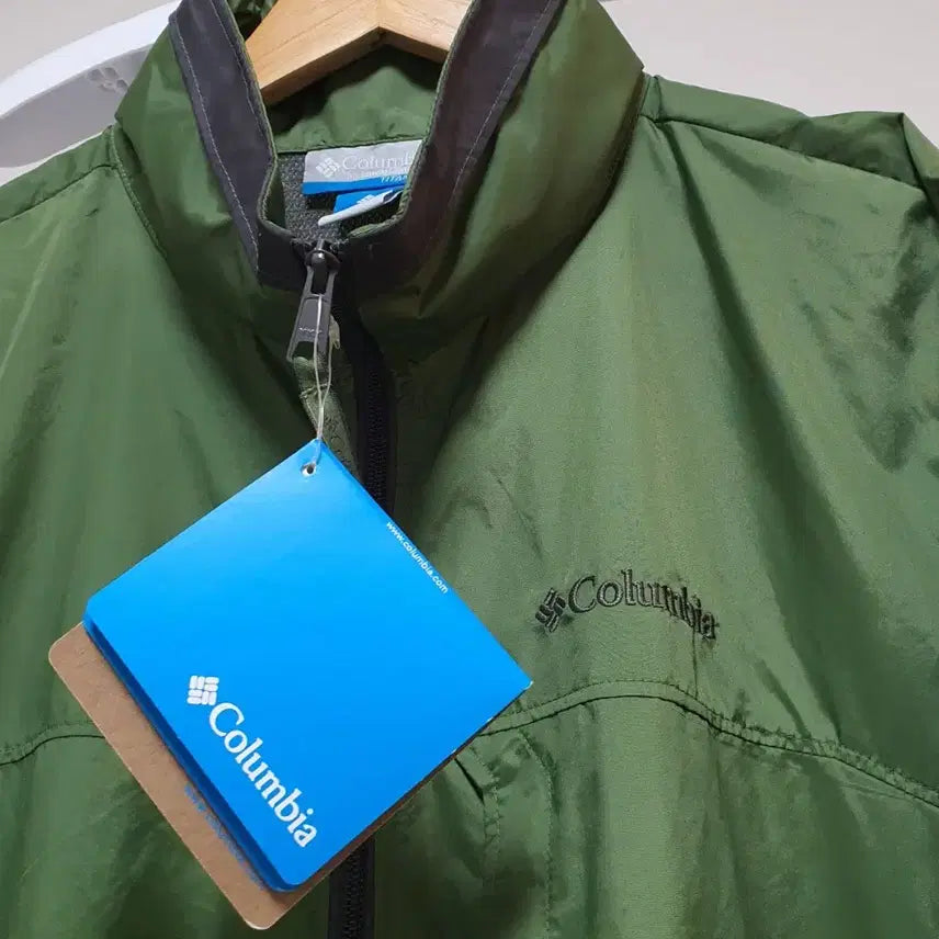 [BUNJANG] Columbia Titanium Windbreaker Jacket / 콜롬비아 티타늄 해외판 바람막이 자켓 105사이즈 새 옷