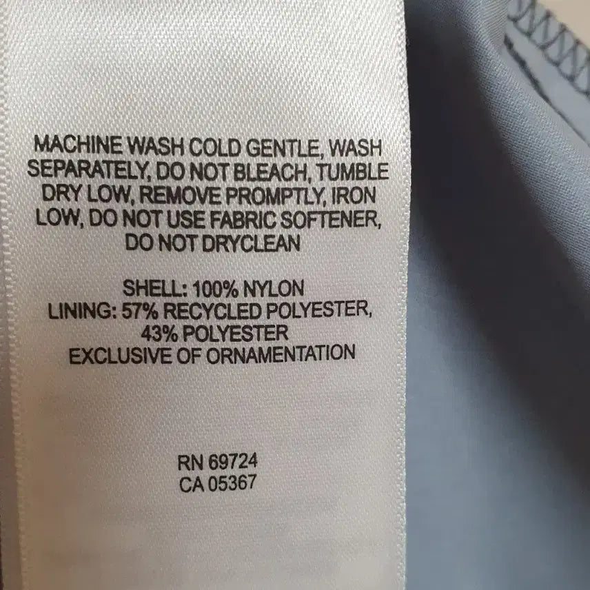 [BUNJANG] Columbia Titanium Windbreaker Jacket / 콜롬비아 티타늄 해외판 바람막이 자켓 105사이즈 새 옷