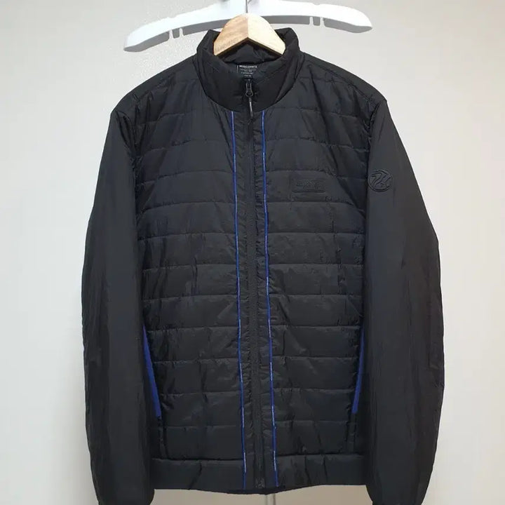 [BUNJANG] Discovery Lightweight Functional Padded Jacket (Size 100) / 디스커버리 기능성 경량패딩자켓 100사이즈