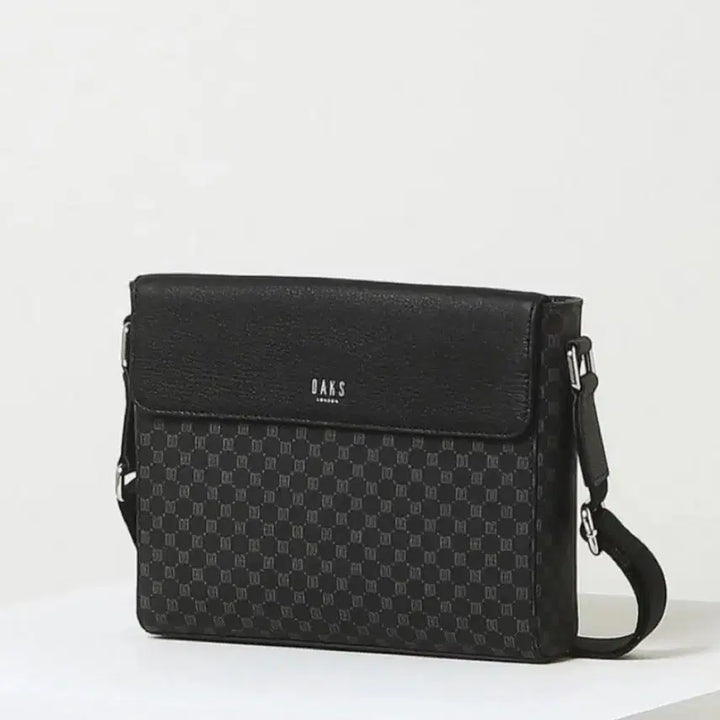 [BUNJANG] Daks Leather Black Pattern Crossbody Bag / 닥스 가죽 블랙패턴 크로스백