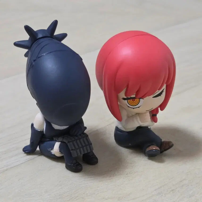 [BUNJANG] Chainsaw Man Makima Shoulder Bump Gacha / 체인소맨 마키마 어깨쿵 가챠