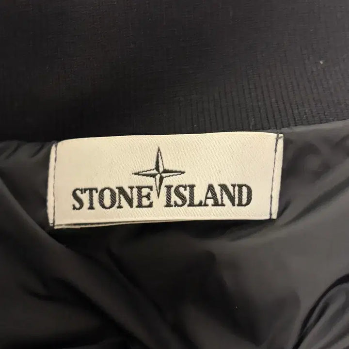 [BUNJANG] Stone Island Wool Vest Padding / 스톤아일랜드 울 조끼패딩