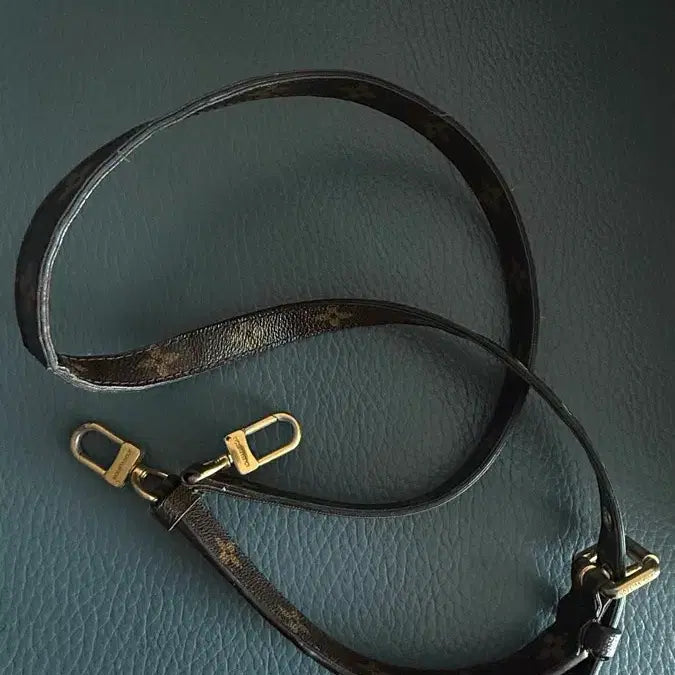 [BUNJANG] Louis Vuitton Pochette Metis Handbag / 루이비통 포쉐트 메티스