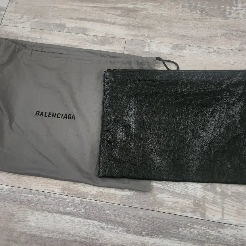 [BUNJANG] Balenciaga Clutch Bag / 발렌시아가 클러치백