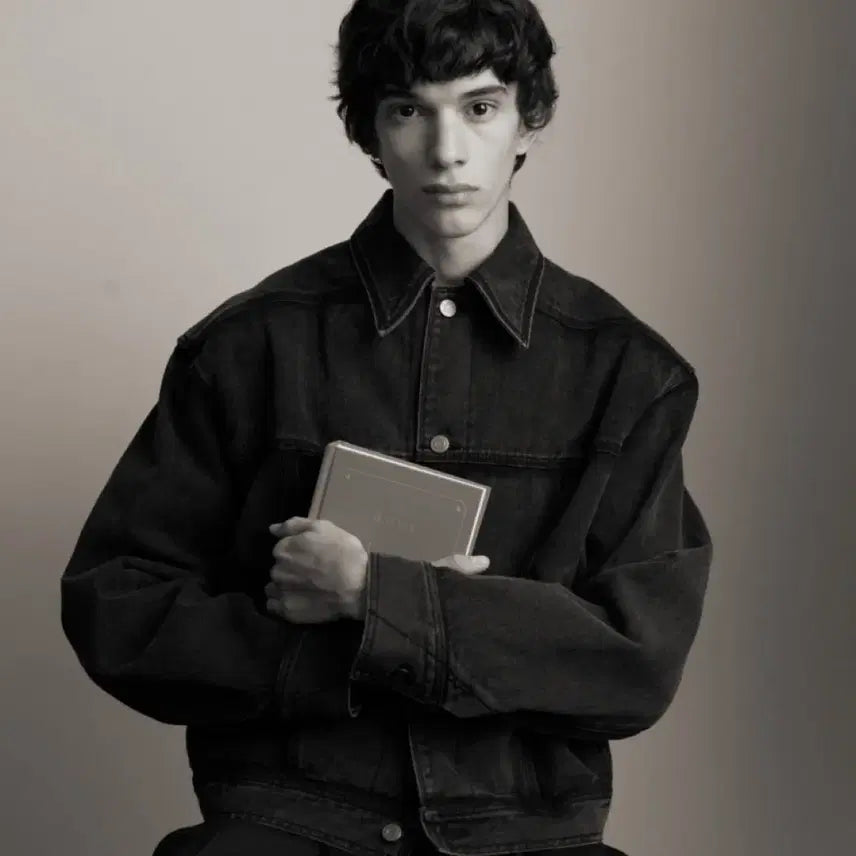 [BUNJANG] COOR Faded Washed Black Trucker Jacket / COOR 트러커 자켓 (페이디드 워싱 블랙)