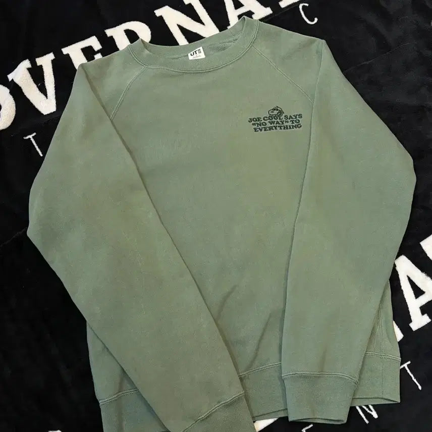 [BUNJANG] Uniqlo Peanuts Vintage Collaboration Sweatshirt / 일본빈티지 유니클로 피너츠 콜라보 맨투맨