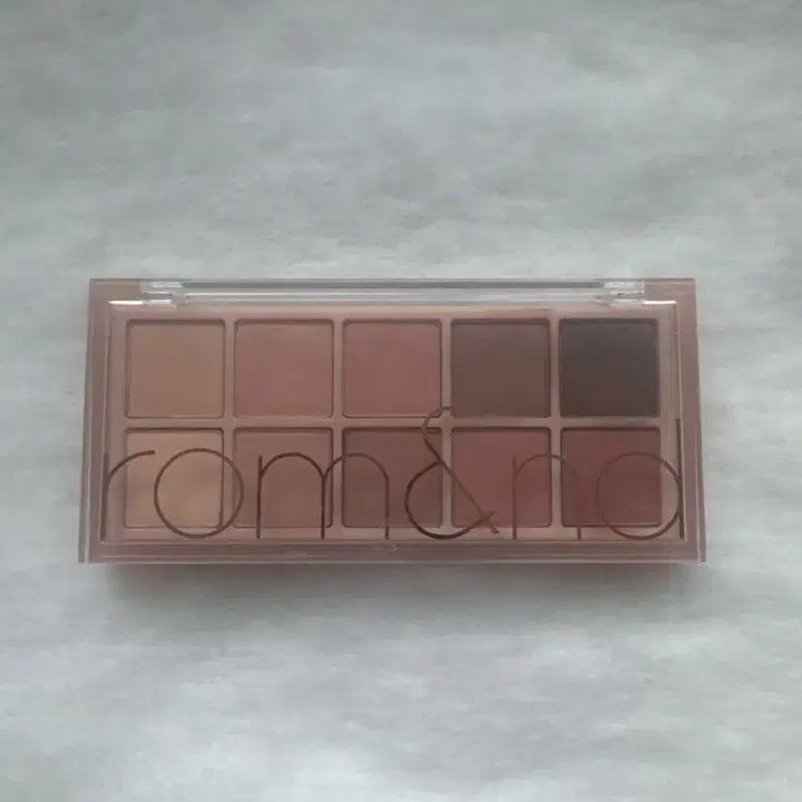 [BUNJANG] Rom&nd Shade & Shadow Garden Eyeshadow Palette / 롬앤 팔래트 05 쉐이드 얜 섀도우 가든