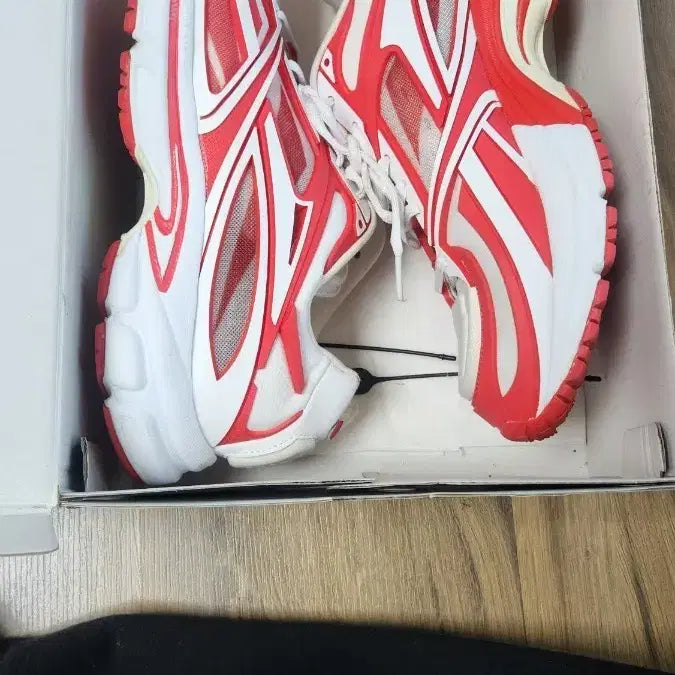 [BUNJANG] Reebok Kanghyuk Premier Road Modern Sneakers / 리복 x 강혁 프리미어 로드 모던 화이트 레드
