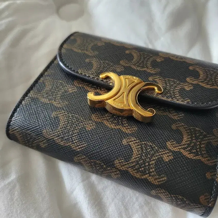 [BUNJANG] Celine Triomphe Bifold Wallet / [정품]셀린느 트리옹프 반지갑