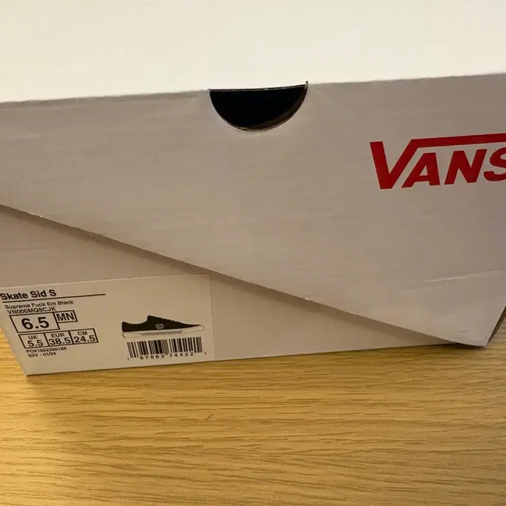 [BUNJANG] Supreme x Vans Sid Black Sneakers / SUPREME X VANS SID BLACK 슈프림 x 반스 시드 블랙
