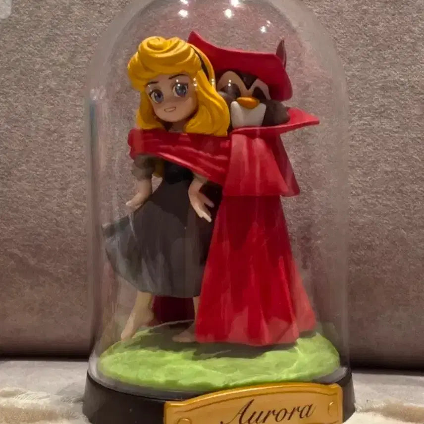 [BUNJANG] Popmart Disney Aurora Sleeping Beauty Figure / 팝마트 정품 디즈니 잠자는 숲속의 공주 피규어 popmart 디즈니 라부