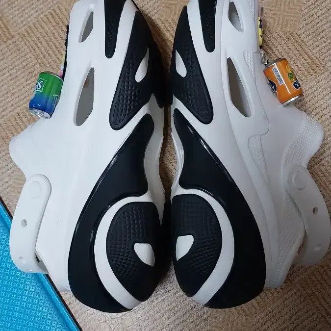 [BUNJANG] Crocs Bubble Crush Clog Sandals / 크록스 버블 크러쉬 클로그 샌들. M11. 290