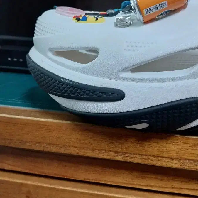 [BUNJANG] Crocs Bubble Crush Clog Sandals / 크록스 버블 크러쉬 클로그 샌들. M11. 290