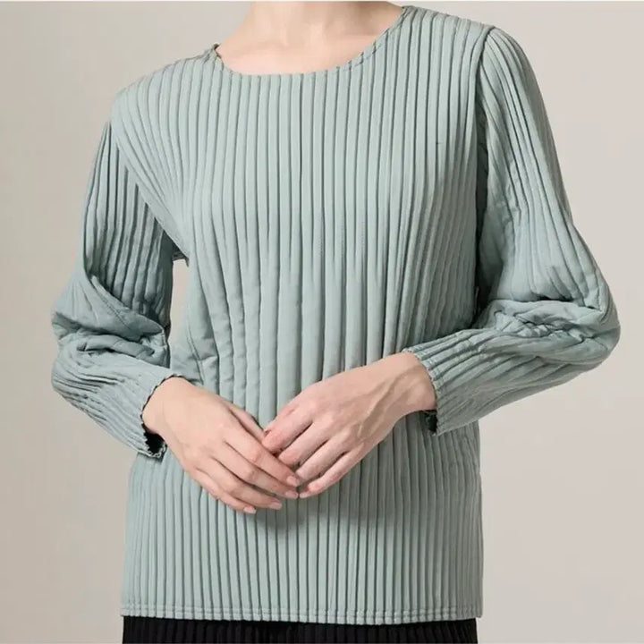 [BUNJANG] Yoichi Round Quilted Padded Blouse / 요이츠)라운드 퀼팅 누빔 패딩 블라우스F