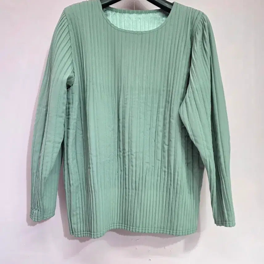 [BUNJANG] Yoichi Round Quilted Padded Blouse / 요이츠)라운드 퀼팅 누빔 패딩 블라우스F