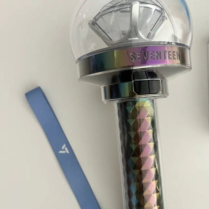 [BUNJANG] SEVENTEEN OFFICIAL LIGHT STICK VER.3 / 세븐틴 응원봉 OFFICIAL LIGHT STICK VER.3