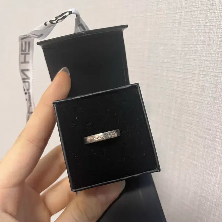 [BUNJANG] Lee Revolution Ring and Necklace / 리레볼루션 반지 및 목걸이 (13호)