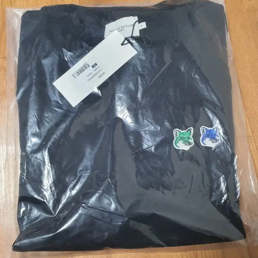 [BUNJANG] Maison Kitsune Tricolor Fox Black Sweatshirt (M) / 메종키츠네 트리컬러 폭스 블랙 맨투맨 M 새상품