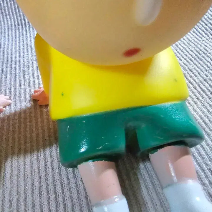 [BUNJANG] Crayon Shin-chan Figure Bundle Set / 짱구 피규어/거치대 (4개 일괄)
