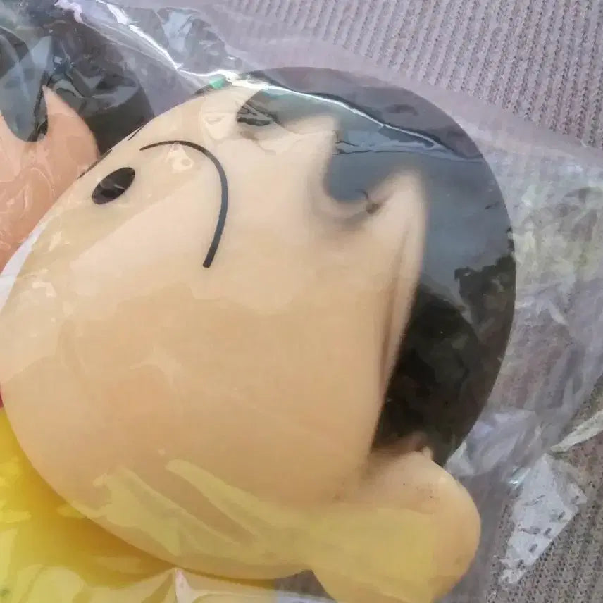 [BUNJANG] Crayon Shin-chan Figure Bundle Set / 짱구 피규어/거치대 (4개 일괄)