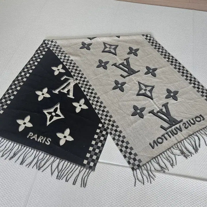 [SOLD OUT] 루이비통 스카프