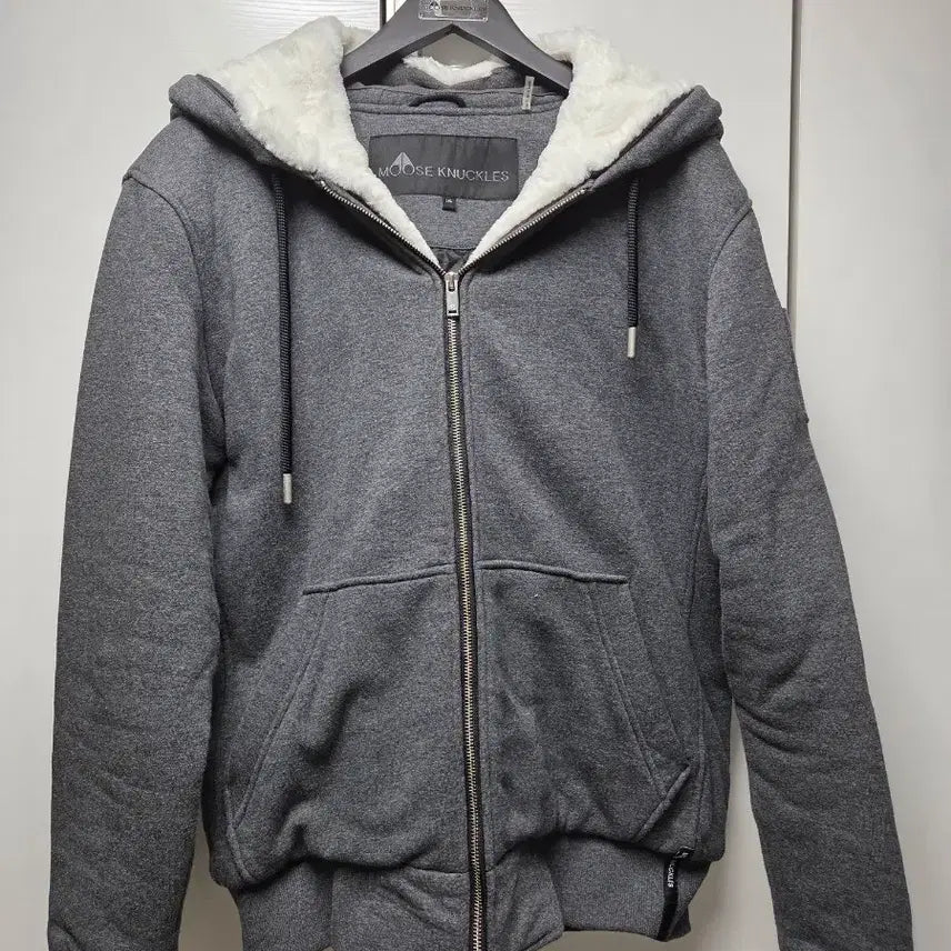 [BUNJANG] Moose Knuckles Bunny Sweater Hoodie Zip-Up L / 무스너클 버니스웨터 후드집업 L