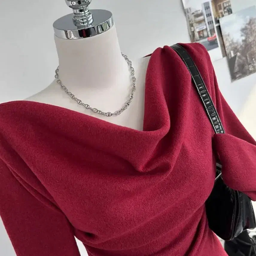 [BUNJANG] Off-Shoulder Wine Long-Sleeve T-shirt / 새상품)오프숄더티(와인)