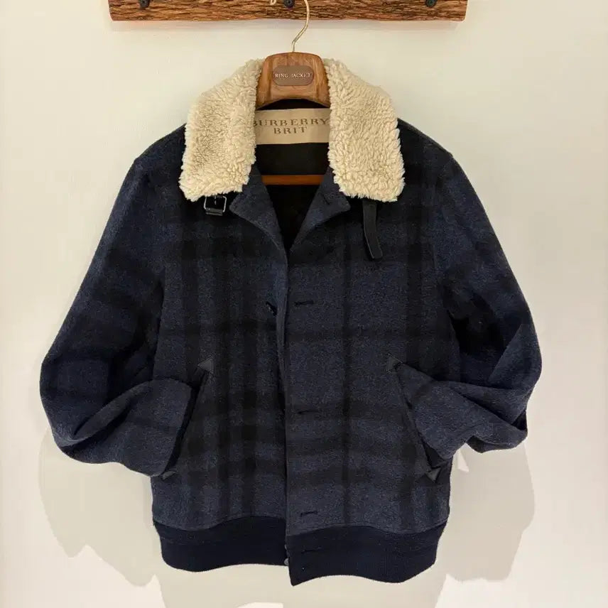 [BUNJANG] Burberry Nova Check Real Shearling Bomber Jacket / 버버리 리얼 양털 노바체크 봄버