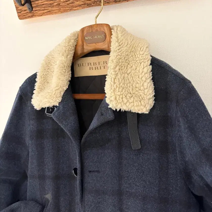 [BUNJANG] Burberry Nova Check Real Shearling Bomber Jacket / 버버리 리얼 양털 노바체크 봄버