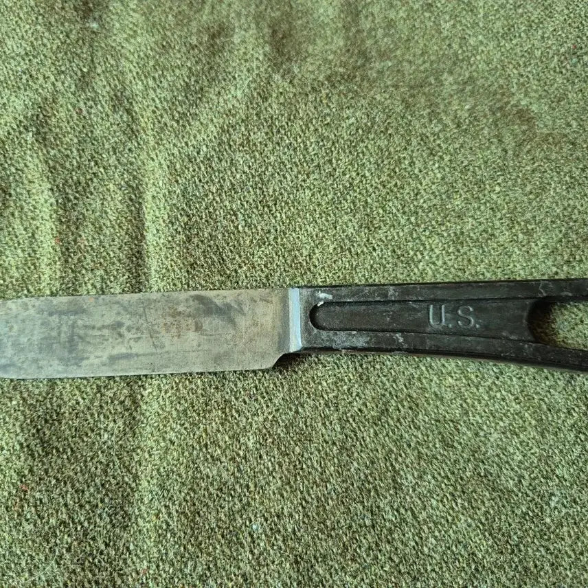[BUNJANG] U.S. Military Vintage Knife (1941) Plastic Handle / 미군 빈티지 식기 나이프 1941년도 플라스틱 핸들