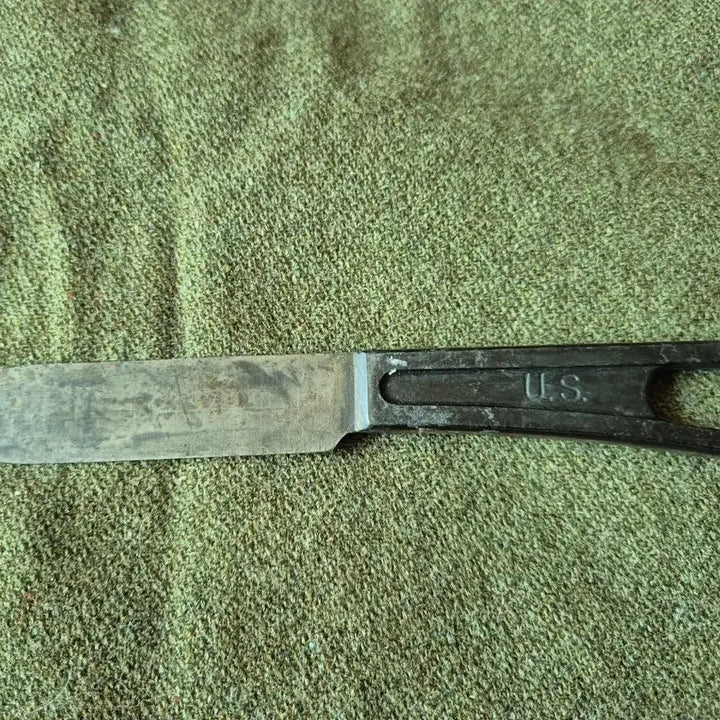 [BUNJANG] U.S. Military Vintage Knife (1941) Plastic Handle / 미군 빈티지 식기 나이프 1941년도 플라스틱 핸들