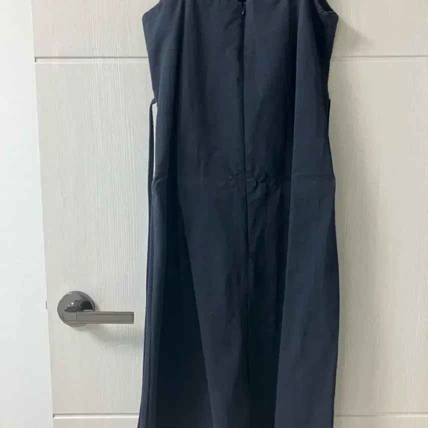 [BUNJANG] Navy Sleeveless Flare Dress / 네이비 끈나시 플레어 원피스