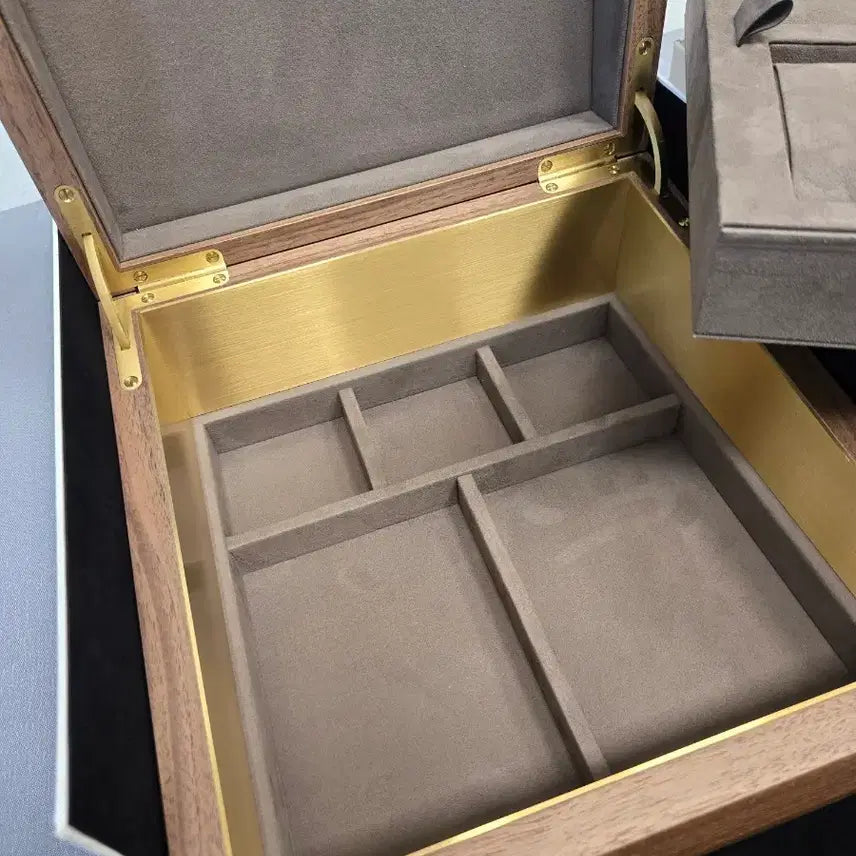 [BUNJANG] Jaeger-LeCoultre Watch Case / 예거 르쿨트르 시계 케이스 6구