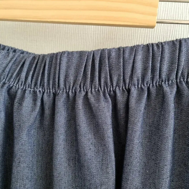 [BUNJANG] Denim Long Skirt with Lace Detail / 데님 롱 스커트 레이스 밴딩 치마