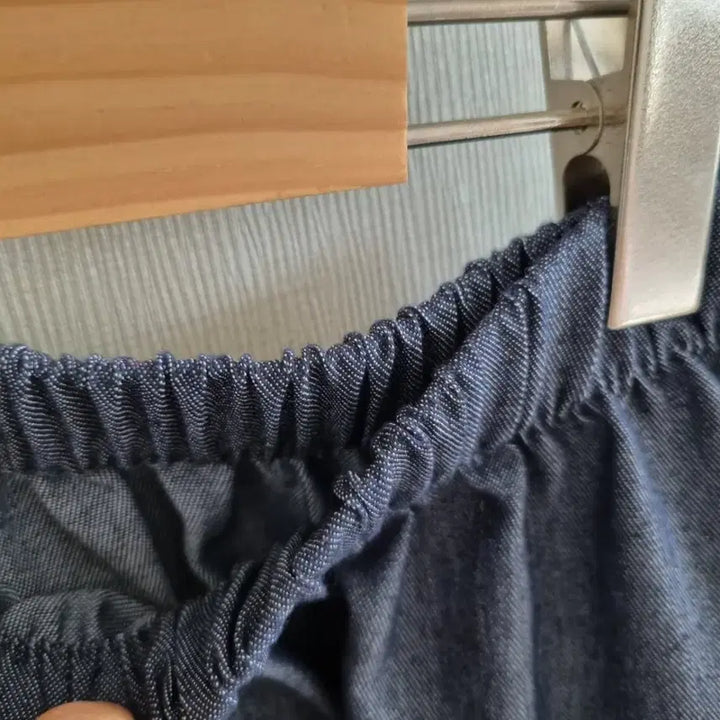 [BUNJANG] Denim Long Skirt with Lace Detail / 데님 롱 스커트 레이스 밴딩 치마